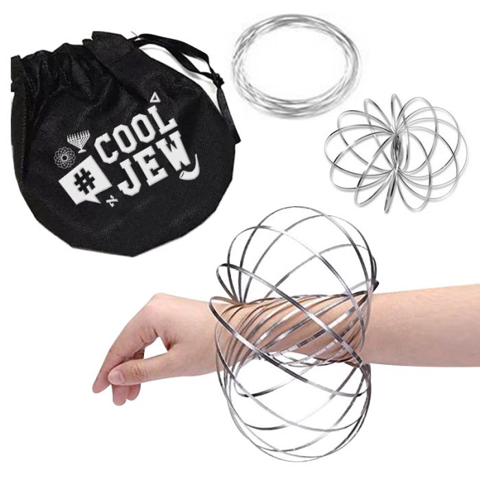 Cool Jew Flow Ring – Silver kinetic arm toy with #CoolJEW bag, symbolizing Jewish pride and Am Yisrael Chai
