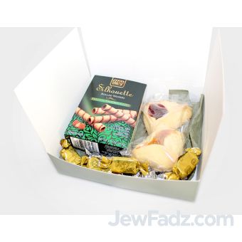 Filled Green Purim Shaloch Manos Box 4.85 x 7 x 1.4