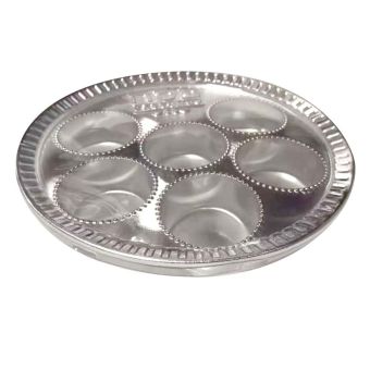 Durable Deep 3oz Pocket Traditional Silver-Like Plastic Seder Plate & Lid