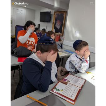 Hebrew School Children's Siddur! Hardcover Version LAMINATED - IN STOCK 23pcs available in FL Only