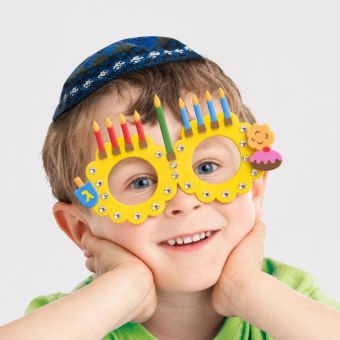 DIY Chanukah Glasses Craft 