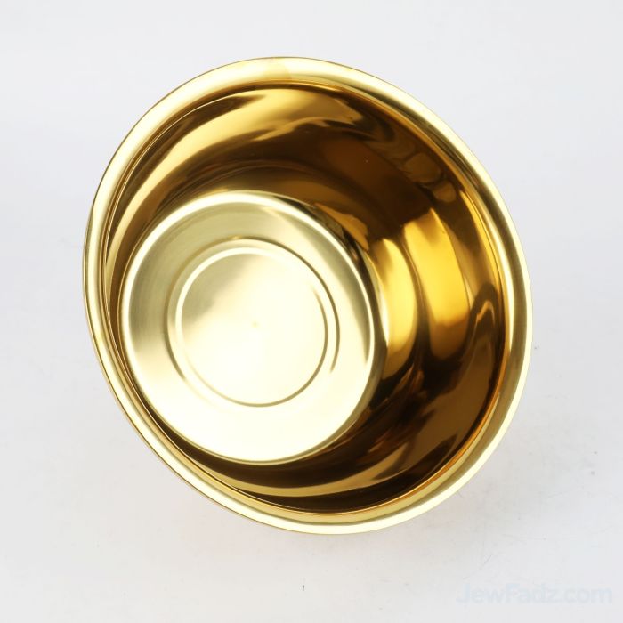 Gold stainless steel mixing bowl for baking and cooking