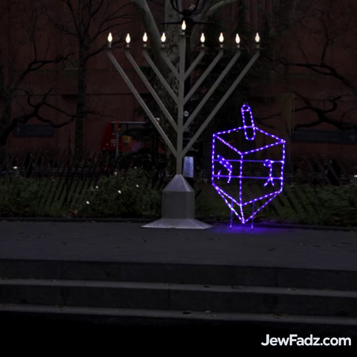 Hanukkah & Blue Outdoor Dreidel Light Up Display - 3.5 Feet