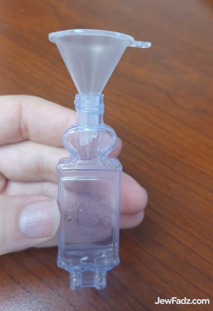 Torah sand art bottle with funnel 